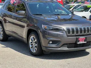 Jeep Cherokee 2021 Latitude Plus 4dr SUV