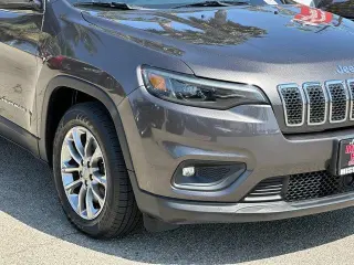 Jeep Cherokee 2021 Latitude Plus 4dr SUV
