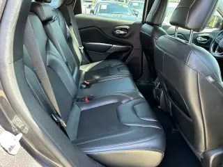 Jeep Cherokee 2021 Latitude Plus 4dr SUV
