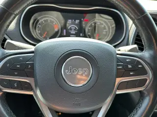Jeep Cherokee 2021 Latitude Plus 4dr SUV