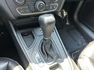 Jeep Cherokee 2021 Latitude Plus 4dr SUV