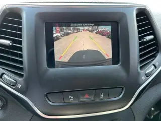 Jeep Cherokee 2021 Latitude Plus 4dr SUV
