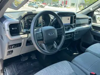 Ford F-150 2023 4x2 XL 4dr SuperCrew 5.5 ft. SB