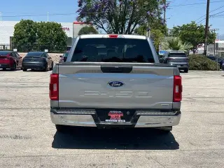 Ford F-150 2023 4x2 XL 4dr SuperCrew 5.5 ft. SB