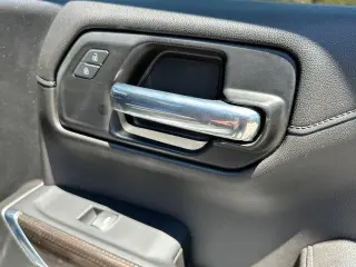 Chevrolet Silverado 1500 Limited 2022 4x4 RST 4dr Crew Cab 5.8 ft. SB