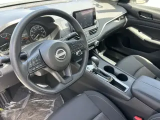 Nissan Altima 2025 2.5 S 4dr Sedan