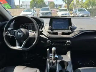 Nissan Altima 2021 2.5 SR 4dr Sedan