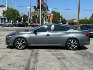 Nissan Altima 2021 2.5 SR 4dr Sedan