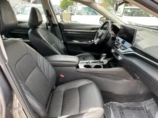 Nissan Altima 2023 2.0 SR 4dr Sedan