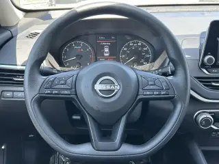 Nissan Altima 2025 2.5 S 4dr Sedan