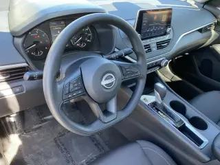 Nissan Altima 2025 2.5 S 4dr Sedan