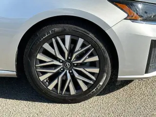 Nissan Altima 2024 2.5 SV 4dr Sedan
