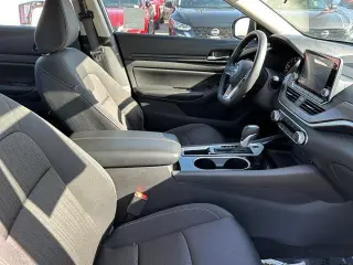 Nissan Altima 2024 2.5 SV 4dr Sedan