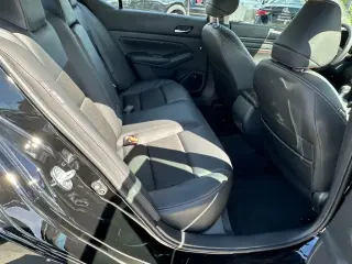 Nissan Altima 2022 2.5 SR 4dr Sedan