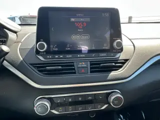 Nissan Altima 2022 2.5 SR 4dr Sedan