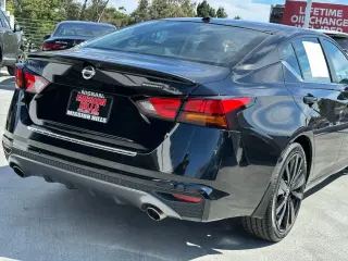 Nissan Altima 2022 2.5 SR 4dr Sedan