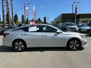 Nissan Altima 2021 2.5 SV 4dr Sedan