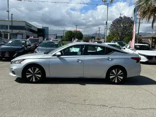Nissan Altima 2021 2.5 SV 4dr Sedan