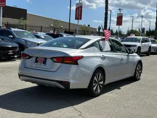 Nissan Altima 2021 2.5 SV 4dr Sedan
