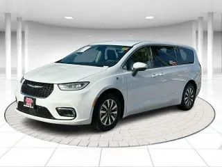 Chrysler Pacifica Plug-In Hybrid 2023 Touring L 4dr Mini-Van