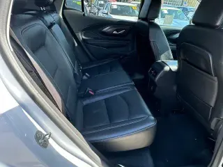 GMC Terrain 2024 SLT 4dr SUV