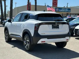 Nissan Kicks 2026 SV 4dr Crossover