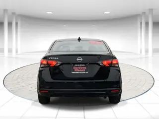 Nissan Versa 2025 SV 4dr Sedan