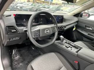 Nissan Sentra 2026 SV 4dr Sedan