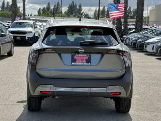 Nissan Kicks 2026 SV 4dr Crossover