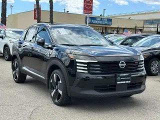 Nissan Kicks 2025 SR 4dr Crossover