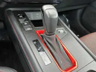 Nissan Kicks 2025 SR 4dr Crossover