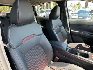 Nissan Kicks 2025 SR 4dr Crossover