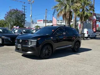 Nissan Kicks 2025 SR 4dr Crossover