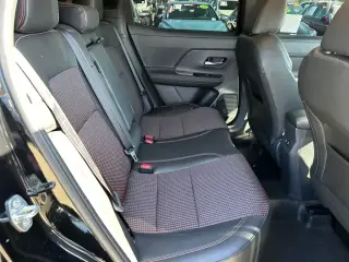 Nissan Kicks 2025 SR 4dr Crossover