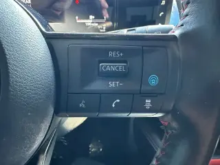 Nissan Kicks 2025 SR 4dr Crossover