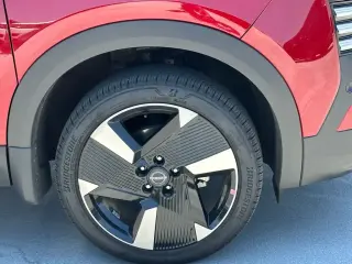 Nissan Kicks 2025 SR 4dr Crossover