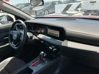 Nissan Kicks 2025 SR 4dr Crossover