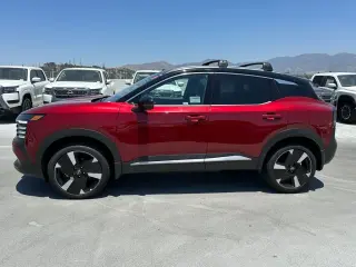 Nissan Kicks 2025 SR 4dr Crossover