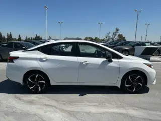 Nissan Versa 2025 SR 4dr Sedan