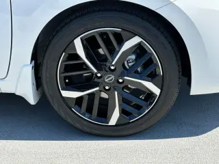 Nissan Versa 2025 SR 4dr Sedan