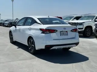 Nissan Versa 2025 SR 4dr Sedan
