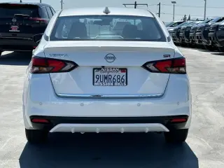 Nissan Versa 2025 SR 4dr Sedan