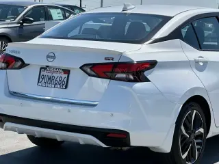 Nissan Versa 2025 SR 4dr Sedan