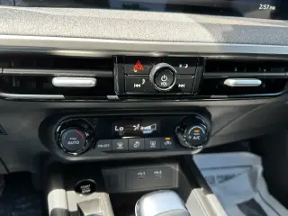 Nissan Kicks 2026 SV 4dr Crossover