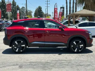 Nissan Kicks 2025 SR 4dr Crossover