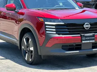 Nissan Kicks 2025 SR 4dr Crossover