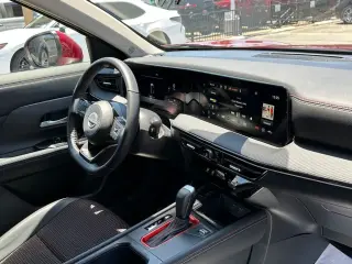 Nissan Kicks 2025 SR 4dr Crossover