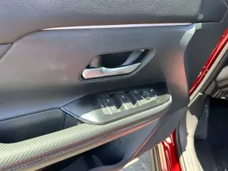 Nissan Kicks 2025 SR 4dr Crossover