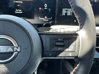 Nissan Kicks 2025 SR 4dr Crossover
