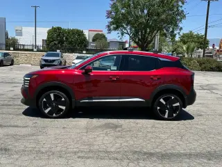 Nissan Kicks 2025 SR 4dr Crossover